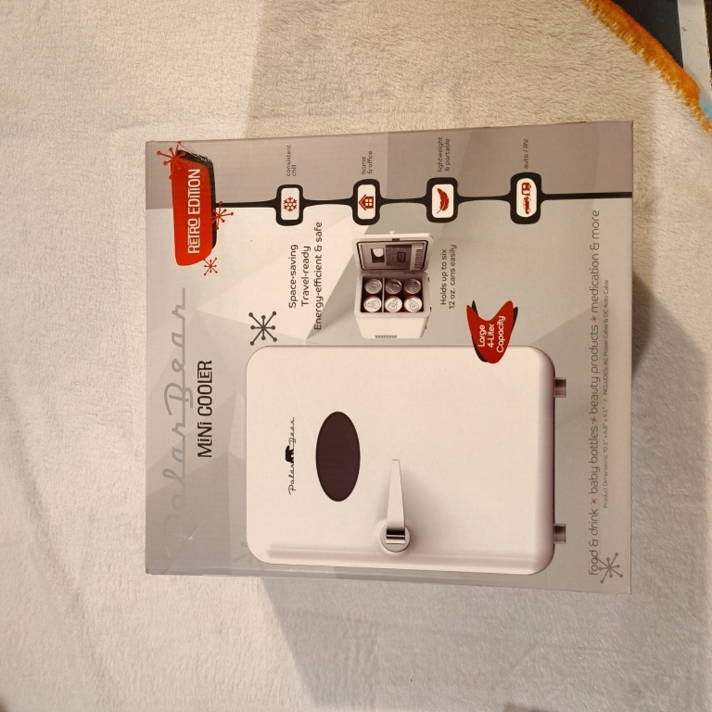 Polar Bear Mini Cooler - White and Red